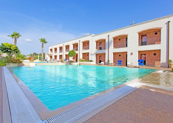 Delfino Beach Hotel - Piscina